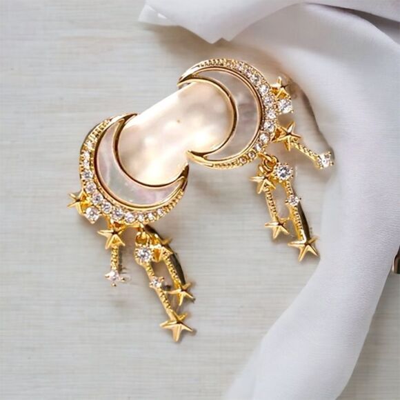 Crescent Moon l Pearl & Rhinestone Gold Earrings l Post l New - Picture 1 of 5